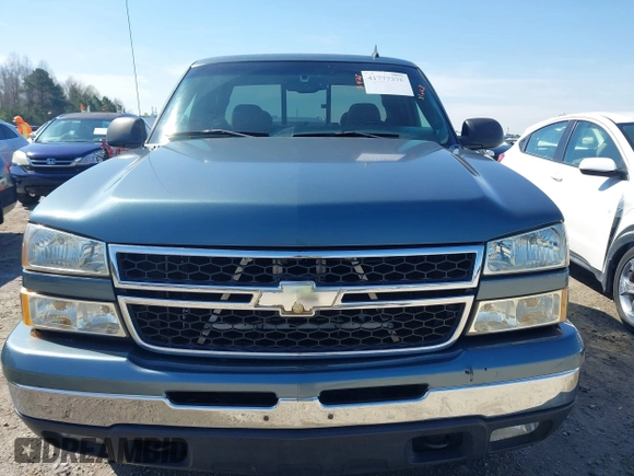 2006 Chevrolet Silverado 1500 LT1 with VIN 1GCEC19T76Z147212, listed as a IAAI auction lot 41777376 with 166,740 mi miles and . Bid and sale history available at DreamBid. Image 13.