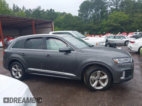 2024 Audi Q7 Premium Plus with VIN WA1LCBF72RD005639, listed as a IAAI auction lot 42542035 with Not provided miles and . Bid and sale history available at DreamBid. Image 14.