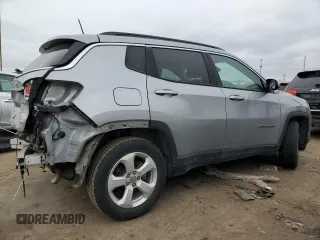 2019 Jeep Compass Altitude with VIN 3C4NJCBB6KT636236, listed as a Copart auction lot 44066075 with 71,612 mi miles and Clean Title. Bid and sale history available at carsss.com. Image 3.