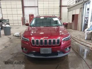 2019 Jeep Cherokee Latitude Plus с VIN 1C4PJMLN5KD142723, выставлен на аукционе IAAI как лот 42624765 с пробегом 85 750 миль миль и . История ставок и продаж доступна на DreamBid. Изображение 12.