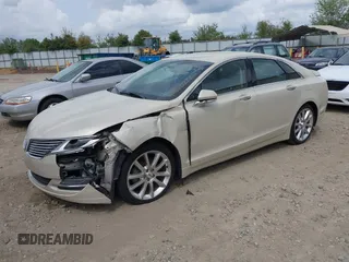 2015 Lincoln MKZ Hybrid with VIN 3LN6L2LU2FR623121, listed as a IAAI auction lot 41970272 with 209,510 mi miles. Bid and sale history available at carsss.com. Image 2.