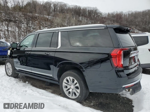 2022 GMC Yukon XL Denali with VIN 1GKS2JKL9NR173720, listed as a Copart auction lot 44750685 with 41,573 mi miles and Clean Title. Bid and sale history available at carsss.com. Image 2.