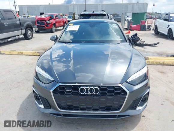 2022 Audi A5 Sportback S line Premium Plus z VIN WAUFACF5XNA009427, wystawiony jako IAAI lot #40203616 z przebiegiem 54 005 mil mil oraz . Historia ofert i sprzedaży dostępna na DreamBid. Obrazek 12.