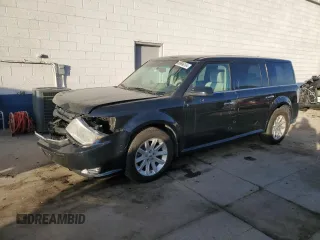 2010 Ford Flex SEL z VIN 2FMHK6CC9ABB35950, wystawiony jako Copart lot #42135855 z przebiegiem 140 762 mil mil oraz Szkoda całkowita • Salvage title. Historia ofert i sprzedaży dostępna na DreamBid. Obrazek 1.