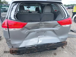2011 Toyota Sienna XLE AAS with VIN 5TDYK3DCXBS133044, listed as a IAAI auction lot 42722691 with 179,497 mi miles and . Bid and sale history available at DreamBid. Image 6.