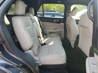 2018 Ford Explorer Limited z VIN 1FM5K7F87JGA70377, wystawiony jako Copart lot #63480215 z przebiegiem 129 825 mil mil oraz Czysty tytuł • Clean title. Historia ofert i sprzedaży dostępna na DreamBid. Obrazek 11.