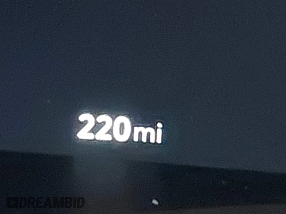 2025 Toyota Camry LE z VIN 4T1DBADK4SU520156, wystawiony jako IAAI lot #41865277 z przebiegiem 220 mil mil oraz . Historia ofert i sprzedaży dostępna na DreamBid. Obrazek 16.