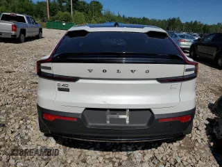 2023 Volvo C40 Recharge Pure Electric Plus with VIN YV4ED3GL9P2050323, listed as a Copart auction lot 62594344 with 0 mi miles and Salvage Title. Bid and sale history available at carsss.com. Image 6.