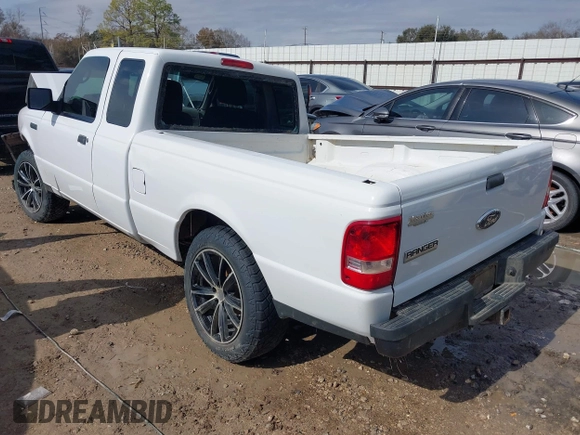 2011 Ford Ranger XL with VIN 1FTKR1ED7BPA18523, listed as a IAAI auction lot 41386462 with 90,379 mi miles. Bid and sale history available at carsss.com. Image 3.