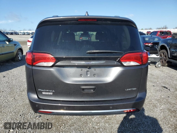 2017 Chrysler Pacifica Limited z VIN 2C4RC1GG7HR851155, wystawiony jako Copart lot #52195685 z przebiegiem 83 060 mil mil oraz Szkoda całkowita • Salvage title. Historia ofert i sprzedaży dostępna na DreamBid. Obrazek 6.