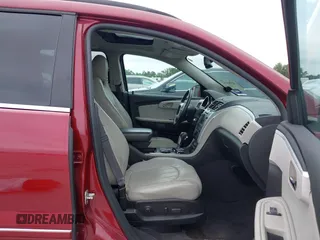 2011 Chevrolet Traverse LTZ z VIN 1GNKRLED6BJ142238, wystawiony jako IAAI lot #42183153 z przebiegiem 149 483 mil mil oraz . Historia ofert i sprzedaży dostępna na DreamBid. Obrazek 5.