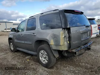 2007 GMC Yukon SLT with VIN 1GKFK13097J111371, listed as a Copart auction lot 75173914 with 223,500 mi miles and Salvage Title. Bid and sale history available at carsss.com. Image 2.