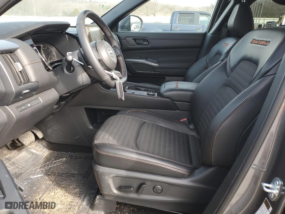 2024 Nissan Pathfinder Rock Creek with VIN 5N1DR3BDXRC286763, listed as a Copart auction lot 45558785 with 9,534 mi miles and Salvage Title. Bid and sale history available at carsss.com. Image 7.
