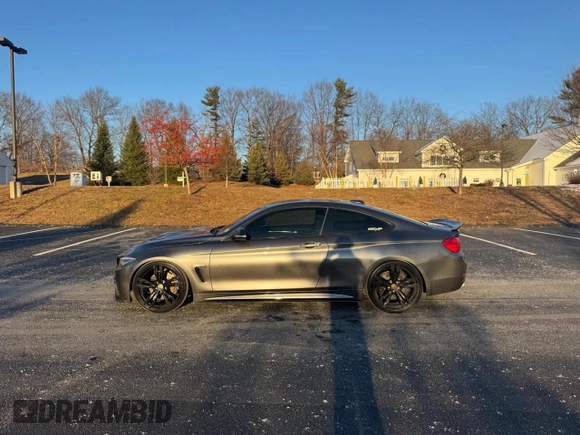 2015 BMW 4 Series 435i xDrive with VIN WBA3R5C55FK371639, listed as a Copart auction lot 56732715 with 122,559 mi miles and Clean title. Bid and sale history available at DreamBid. Image 4.