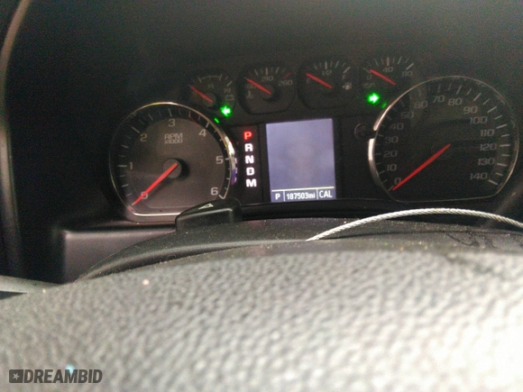 2015 Chevrolet Silverado 1500 Work Truck with VIN 1GCVKPEH9FZ421453, listed as a IAAI auction lot 35748960 with 187,503 mi miles. Bid and sale history available at carsss.com. Image 7.