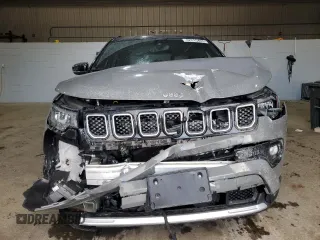 2023 Jeep Compass Limited with VIN 3C4NJDCN0PT537837, listed as a Copart auction lot 42515405 with 31,147 mi miles and Salvage Title. Bid and sale history available at DreamBid. Image 5.