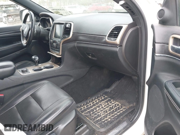 2014 Jeep Grand Cherokee Limited with VIN 1C4RJFBG4EC497089, listed as a IAAI auction lot 41888086 with 178,114 mi miles. Bid and sale history available at carsss.com. Image 5.