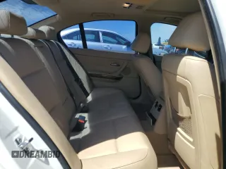 2008 BMW 3 Series 335i z VIN WBAVB73538KY63713, wystawiony jako Copart lot #56179545 z przebiegiem 82 967 mil mil oraz Szkoda całkowita • Salvage title. Historia ofert i sprzedaży dostępna na DreamBid. Obrazek 10.