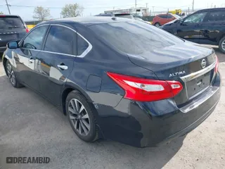 2017 Nissan Altima 2.5 SV with VIN 1N4AL3AP3HC298133, listed as a IAAI auction lot 42014798 with 73,434 mi miles. Bid and sale history available at carsss.com. Image 3.