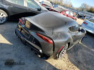 2021 Toyota Supra 2.0 z VIN WZ1DB2C07MW037361, wystawiony jako Copart lot #67193482 z przebiegiem 9662 mil mil oraz . Historia ofert i sprzedaży dostępna na DreamBid. Obrazek 4.