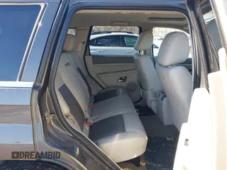 2005 Jeep Grand Cherokee Limited с VIN 1J4HR58N05C667737, выставлен на аукционе IAAI как лот 41824082 с пробегом 147 995 миль миль и . История ставок и продаж доступна на DreamBid. Изображение 8.