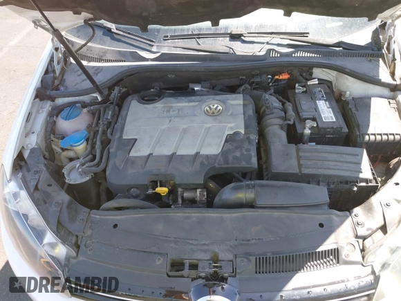 2010 Volkswagen Jetta TDI with VIN 3VWTL7AJ4AM669372, listed as a IAAI auction lot 42379252 with 214,274 mi miles and . Bid and sale history available at DreamBid. Image 10.