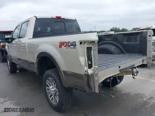 2017 Ford Super Duty F-250 SRW Lariat with VIN 1FT7W2BT2HED66296, listed as a IAAI auction lot 41515403 with 134,142 mi miles. Bid and sale history available at carsss.com. Image 3.