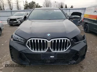 2025 BMW X6 xDrive40i with VIN 5UX33EX09S9X97725, listed as a Copart auction lot 41821165 with 0 mi miles and Salvage Title. Bid and sale history available at carsss.com. Image 5.