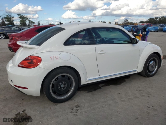 2012 Volkswagen Beetle 2.5L PZEV with VIN 3VWJP7ATXCM606633, listed as a Copart auction lot 85889244 with 80,652 mi miles and Salvage Title. Bid and sale history available at carsss.com. Image 3.