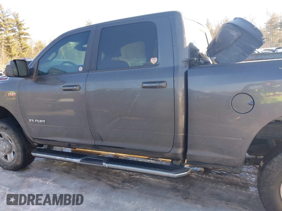 2022 Ram 2500 Big Horn with VIN 3C6UR5DJ8NG231908, listed as a IAAI auction lot 41626205 with 74,481 mi miles and . Bid and sale history available at DreamBid. Image 14.
