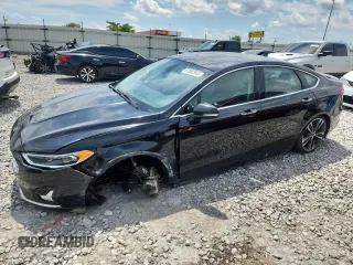 2019 Ford Fusion Titanium with VIN 3FA6P0D93KR208008, listed as a Copart auction lot 61092945 with 147,462 mi miles and Salvage title. Bid and sale history available at DreamBid. Image 1.