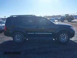 2012 Nissan Pathfinder LE z VIN 5N1AR1NB9CC638403, wystawiony jako IAAI lot #41612262 z przebiegiem Nie podano mil oraz . Historia ofert i sprzedaży dostępna na DreamBid. Obrazek 13.