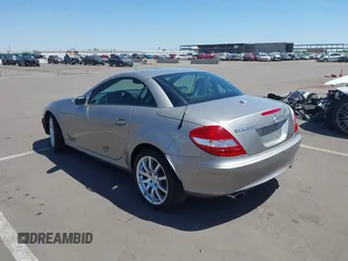 2006 Mercedes-Benz SLK-Class 3.5L with VIN WDBWK56F66F100007, listed as a IAAI auction lot 42108912 with 115,920 mi miles. Bid and sale history available at carsss.com. Image 3.