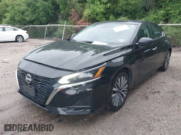 2024 Nissan Altima SV with VIN 1N4BL4DV9RN377820, listed as a IAAI auction lot 42204495 with 35,532 mi miles and . Bid and sale history available at carsss.com. Image 17.