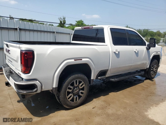 2021 GMC Sierra 2500HD AT4 with VIN 1GT49PEY2MF318736, listed as a Copart auction lot 67909674 with 33,522 mi miles and Clean Title. Bid and sale history available at carsss.com. Image 3.
