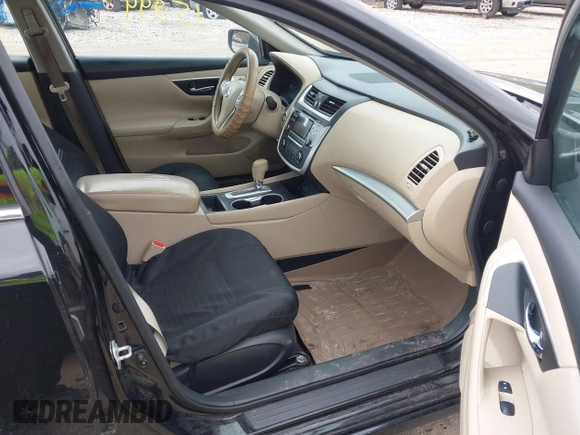 2016 Nissan Altima S z VIN 1N4AL3AP4GC275278, wystawiony jako IAAI lot #42315899 z przebiegiem 196 107 mil mil oraz . Historia ofert i sprzedaży dostępna na DreamBid. Obrazek 5.