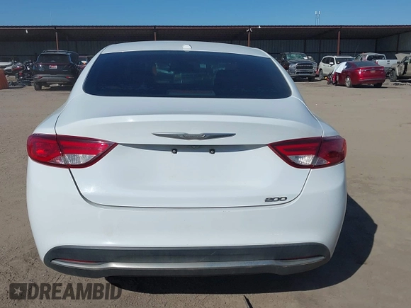 2015 Chrysler 200 Limited with VIN 1C3CCCAB8FN538189, listed as a IAAI auction lot 41750361 with 155,532 mi miles. Bid and sale history available at carsss.com. Image 16.