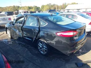 2016 Ford Fusion SE with VIN 1FA6P0HD0G5132790, listed as a IAAI auction lot 40604197 with 300,100 mi miles. Bid and sale history available at carsss.com. Image 3.