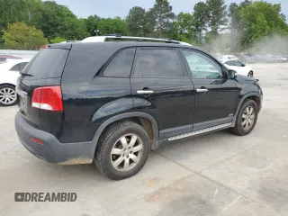 2012 Kia Sorento LX z VIN 5XYKTCA67CG279174, wystawiony jako Copart lot #54363095 z przebiegiem 181 112 mil mil oraz Szkoda całkowita • Salvage title. Historia ofert i sprzedaży dostępna na DreamBid. Obrazek 3.