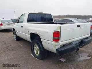 1996 Dodge Ram 1500 with VIN 1B7HF16Y5TS648902, listed as a IAAI auction lot 41453331 with 176,701 mi miles. Bid and sale history available at carsss.com. Image 3.