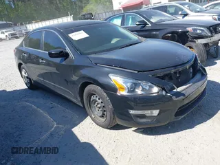 2015 Nissan Altima S z VIN 1N4AL3AP4FC287266, wystawiony jako IAAI lot #42050916 z przebiegiem 104 365 mil mil oraz . Historia ofert i sprzedaży dostępna na DreamBid. Obrazek 1.