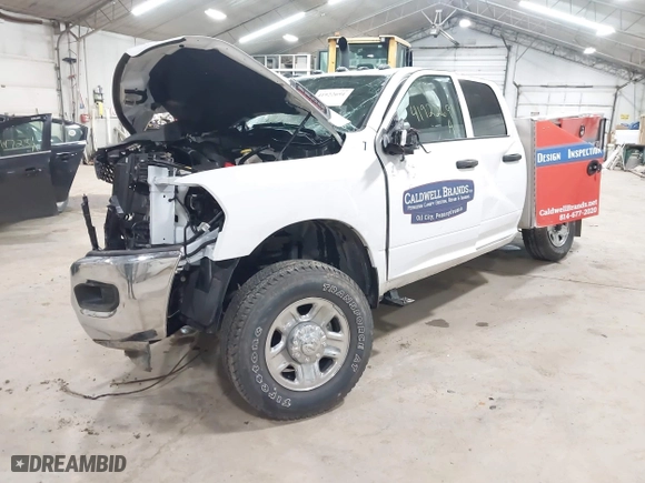 2024 Ram 2500 Tradesman with VIN 3C6UR5HJ2RG138348, listed as a IAAI auction lot 41922691 with 1 mi miles. Bid and sale history available at carsss.com. Image 2.