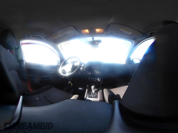 2019 Mitsubishi Outlander ES z VIN JA4AR3AU2KU020205, wystawiony jako IAAI lot #41591784 z przebiegiem 26 336 mil mil oraz . Historia ofert i sprzedaży dostępna na DreamBid. Obrazek 22.