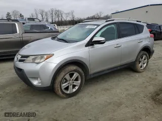 2014 Toyota RAV4 XLE with VIN 2T3WFREV0EW128260, listed as a Copart auction lot 44404595 with 90,835 mi miles and Salvage Title. Bid and sale history available at carsss.com. Image 1.