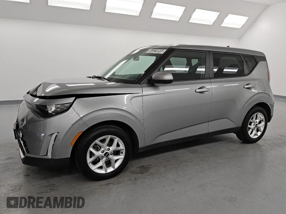 2023 Kia Soul LX with VIN KNDJ23AU0P7869958, listed as a Copart auction lot 55323095 with 61,995 mi miles and Clean Title. Bid and sale history available at DreamBid. Image 1.