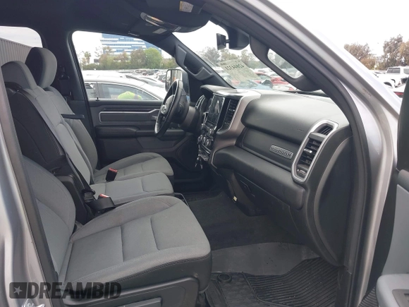 2022 Ram 1500 Big Horn with VIN 1C6SRFFM0NN259536, listed as a IAAI auction lot 42044321 with 49,133 mi miles and . Bid and sale history available at DreamBid. Image 5.