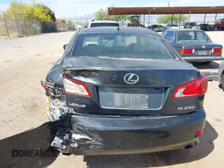 2009 Lexus IS with VIN JTHBK262995088777, listed as a IAAI auction lot 41908060 with 174,386 mi miles. Bid and sale history available at carsss.com. Image 16.