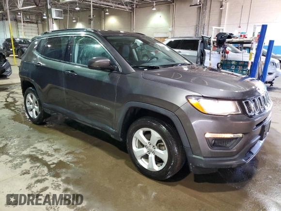 2020 Jeep Compass Latitude with VIN 3C4NJDBB9LT117513, listed as a Copart auction lot 52425945 with 111,824 mi miles and Clean Title. Bid and sale history available at carsss.com. Image 4.
