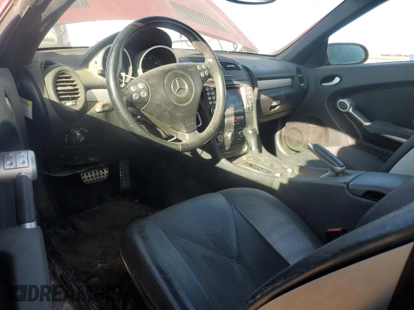 2007 Mercedes-Benz SLK-Class 3.0L with VIN WDBWK54FX7F137632, listed as a Copart auction lot 85145504 with 124,940 mi miles and Clean Title. Bid and sale history available at carsss.com. Image 8.