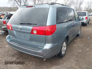 2008 Toyota Sienna CE with VIN 5TDZK23C58S177543, listed as a IAAI auction lot 41848850 with 226,347 mi miles. Bid and sale history available at carsss.com. Image 4.